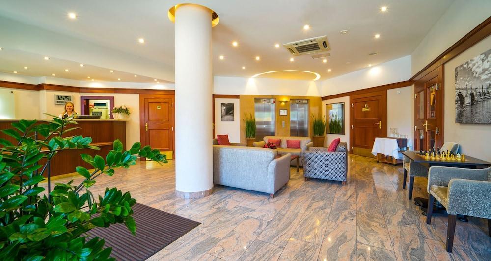 Hotel Plaza - Czech Leading Prag