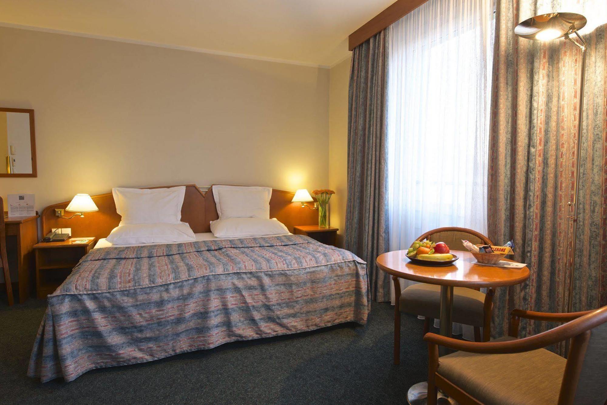 Plaza - Czech Leading 4* Prag